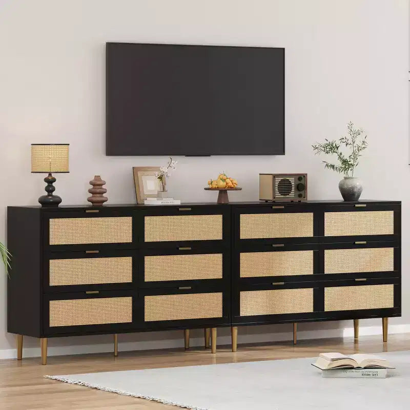 Commode à six tiroirs en rotin naturel pour chambre à coucher avec pieds et poignées dorés