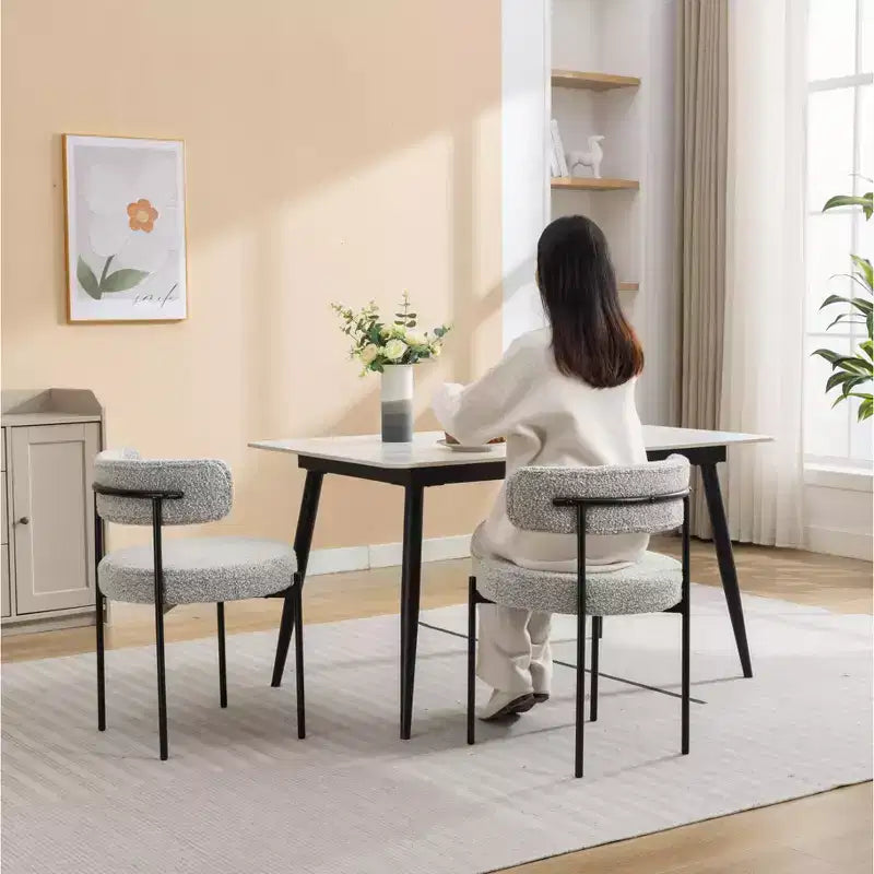 Lot de 2 chaises de salle à manger modernes en bouclette, design barillet rond, assise épaisse et pieds en métal, chaises d'appoint confortables pour cuisine ou salon